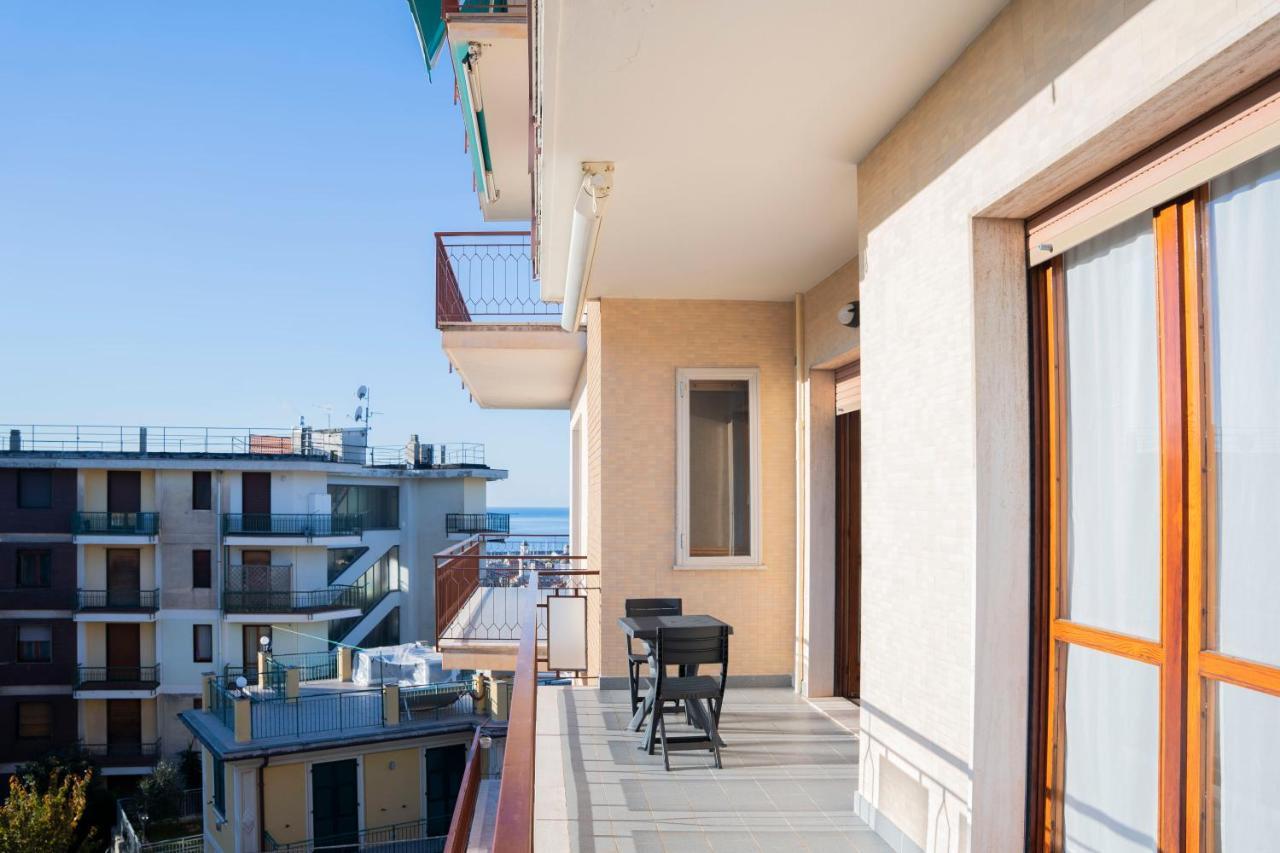 شقة 093 - Casa Panorama, Vista Mare E Vista Portofino, 500 Metri Centro Di Chiavari, Posto Auto Gratis Incluso المظهر الخارجي الصورة